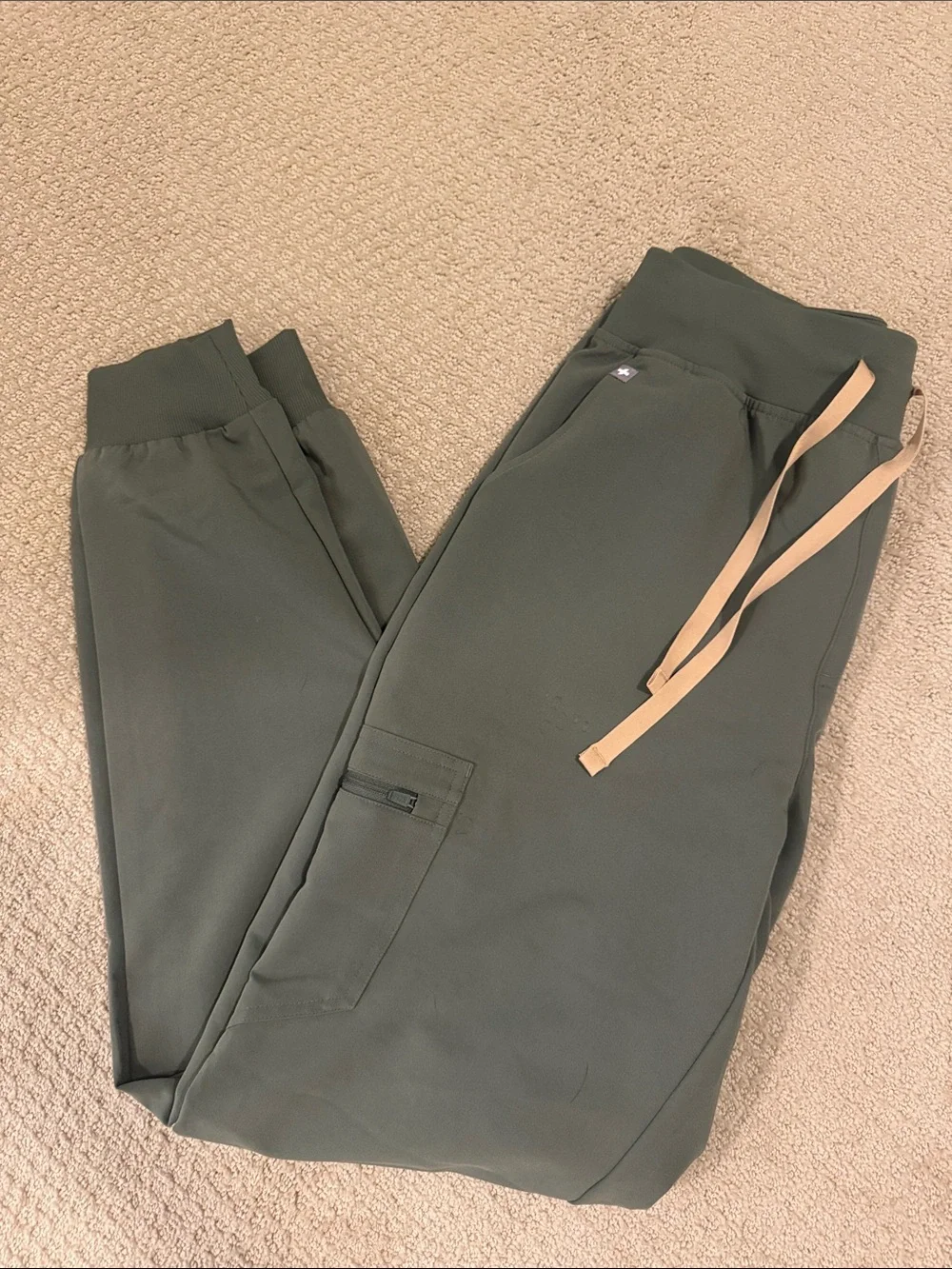 Women’s Olive Green FIGS Jogger Pants with Drawstring